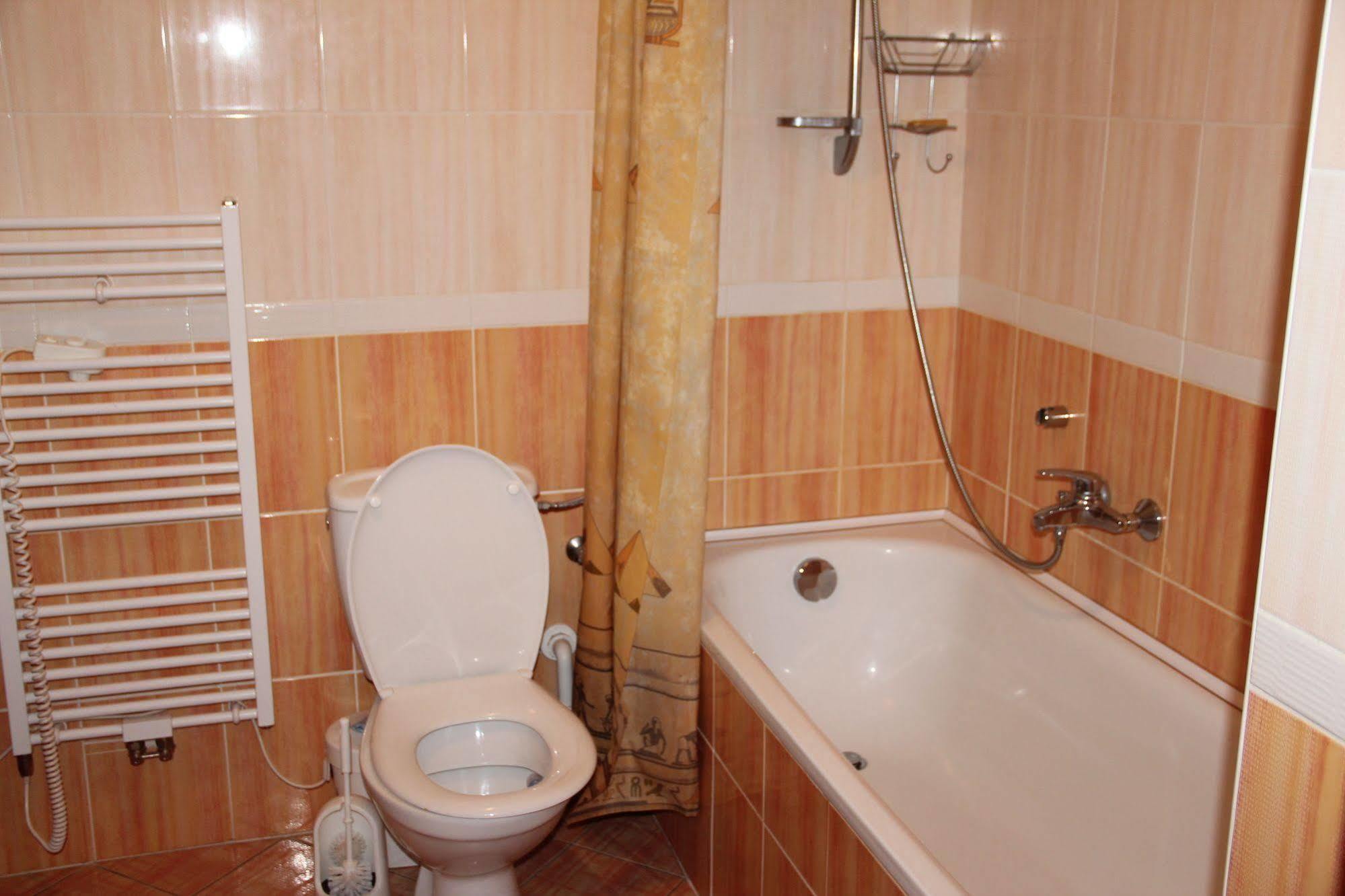 Apartment Lilianna Karlovy Vary Esterno foto